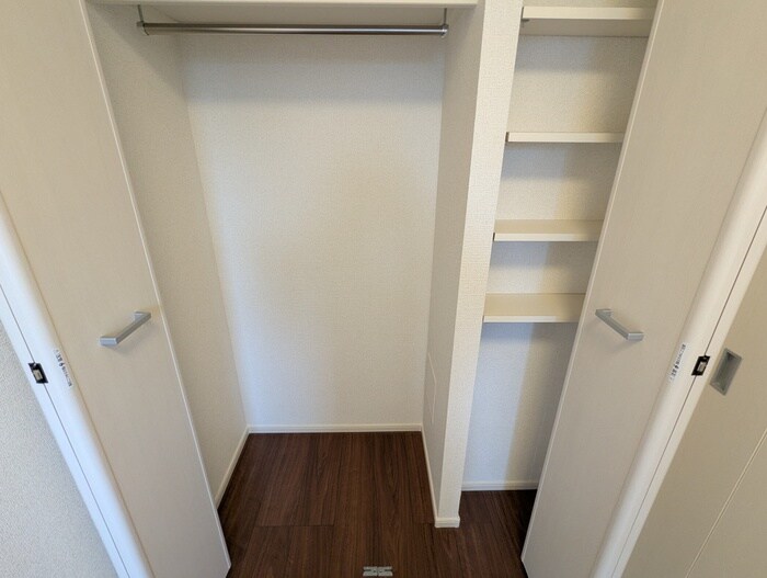 物件内観写真11　(収納)