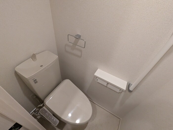 物件内観写真16　(トイレ)