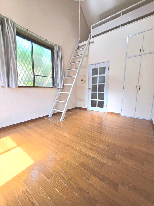 物件内観写真7　(居室)