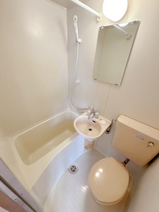 物件内観写真8　(バス／シャワールーム等)