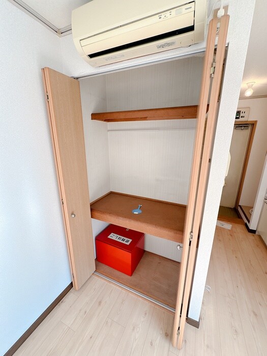 物件内観写真13　(収納)