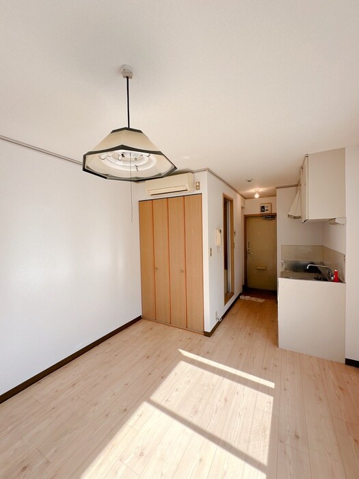 物件内観写真19　(居室)