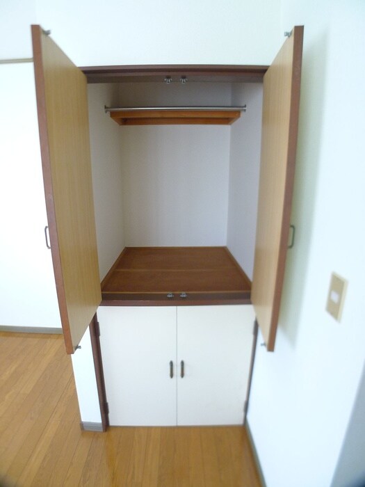 物件内観写真16　(収納)