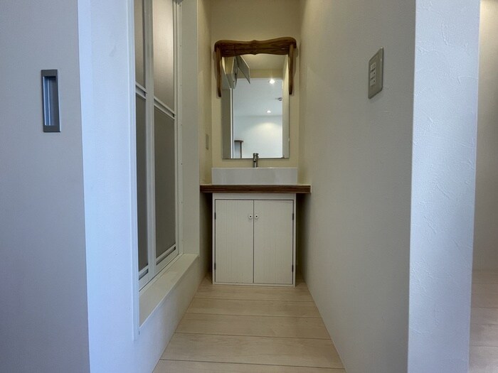 物件内観写真18　(洗面)