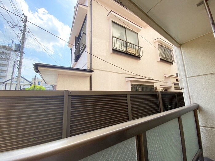 物件内観写真22　(室内からの展望)