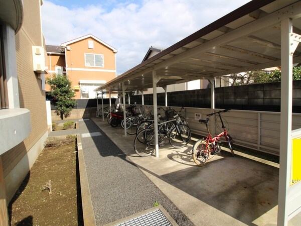 駐輪場