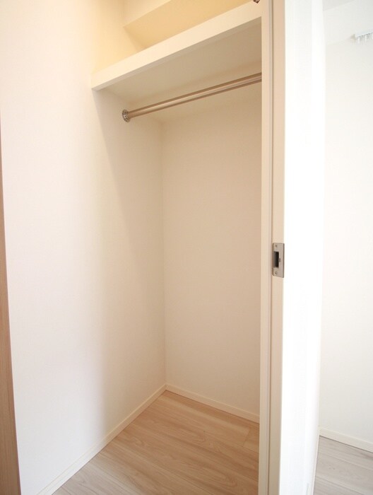 物件内観写真10　(収納)