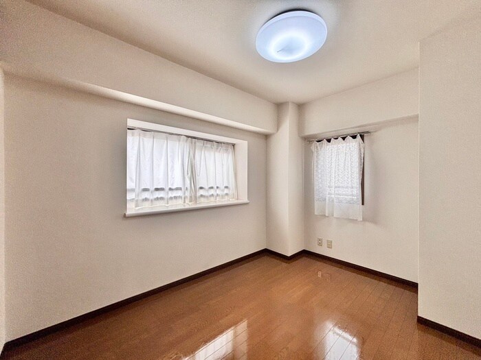 物件内観写真6　(居室)