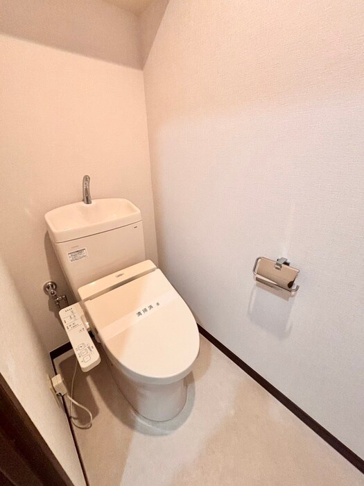 物件内観写真9　(トイレ)