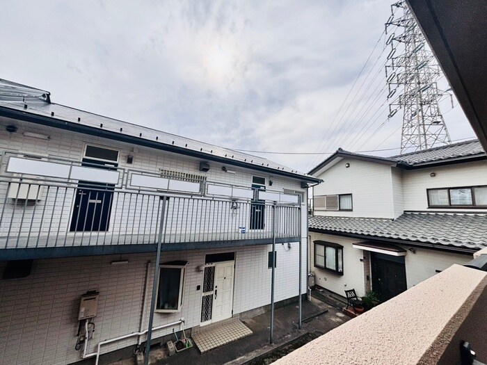 物件内観写真11　(室内からの展望)