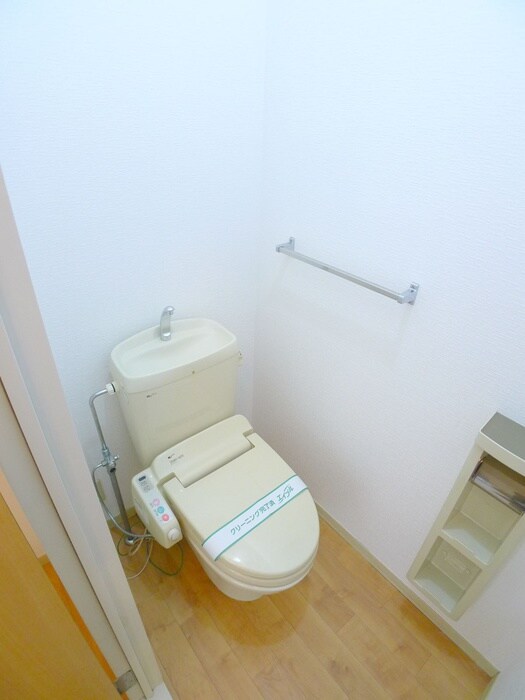 物件内観写真18　(トイレ)