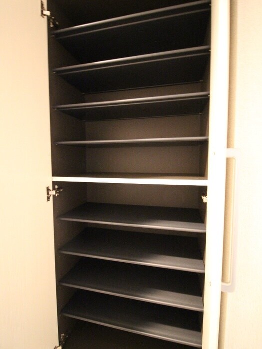 物件内観写真17　(靴箱)