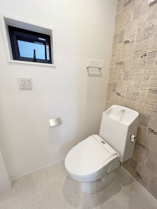 物件内観写真13　(トイレ)