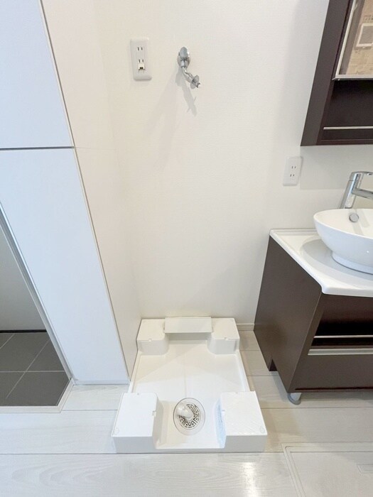 物件内観写真15　(洗濯機置場)