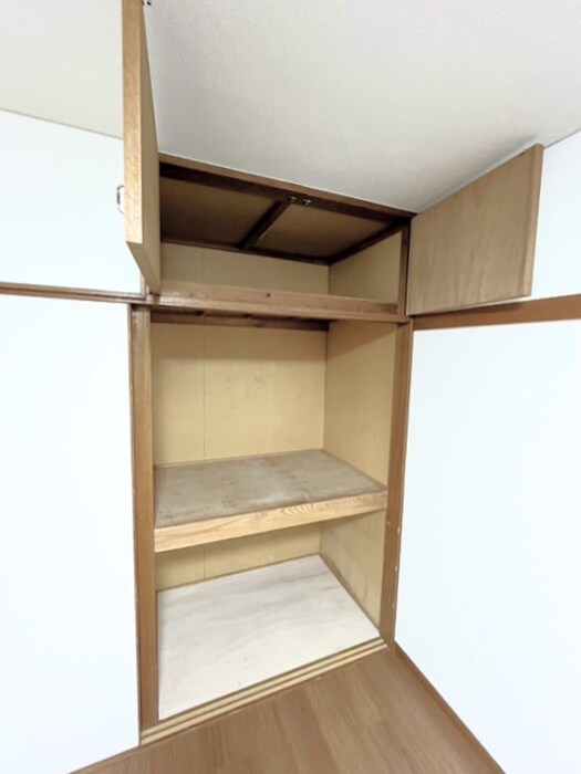 物件内観写真16　(収納)