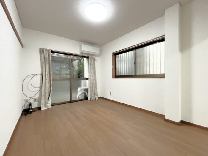 物件内観写真17　(居室)