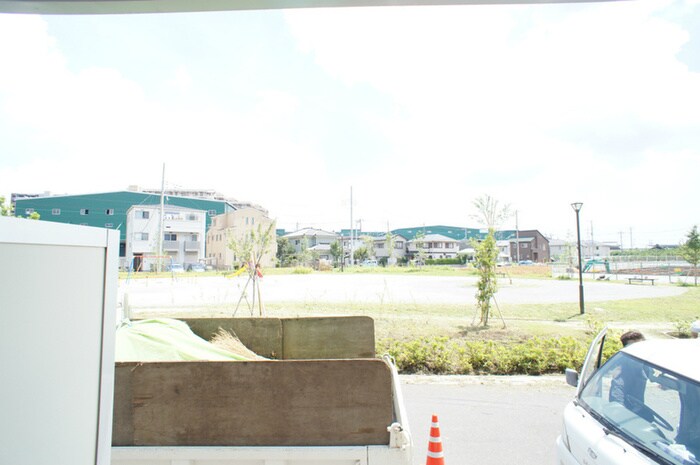 物件内観写真22　(室内からの展望)