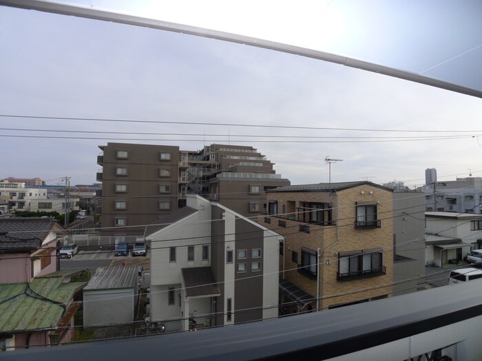 物件内観写真22　(室内からの展望)