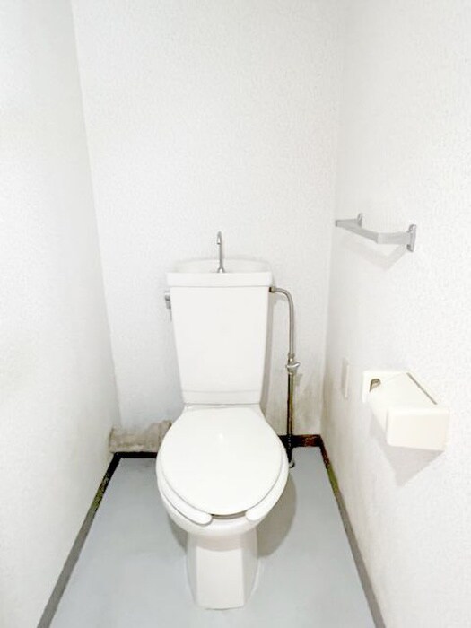 物件内観写真11　(トイレ)