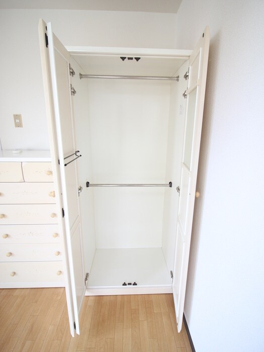 物件内観写真7　(収納)