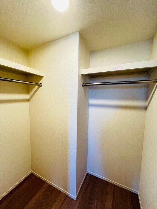 物件内観写真11　(収納)