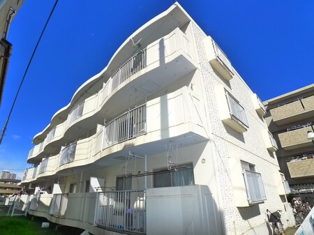 クロ－バ－ハイツ市川外観写真