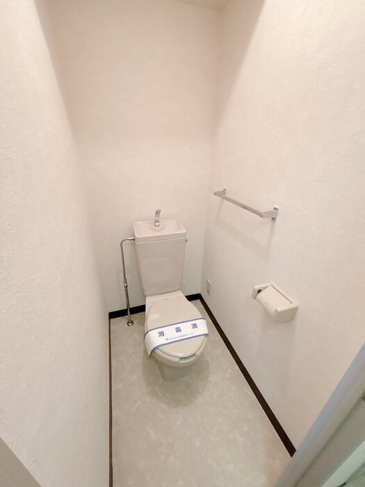 物件内観写真12　(トイレ)