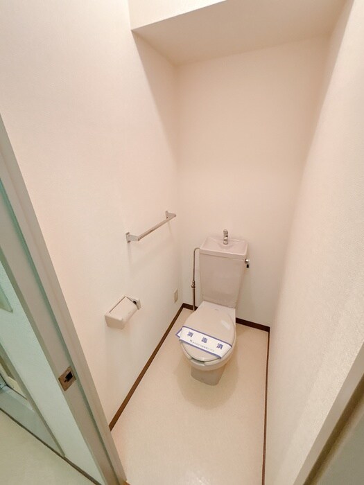 物件内観写真12　(トイレ)