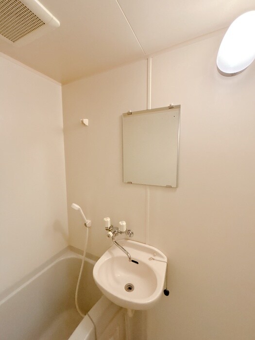 物件内観写真13　(洗面)