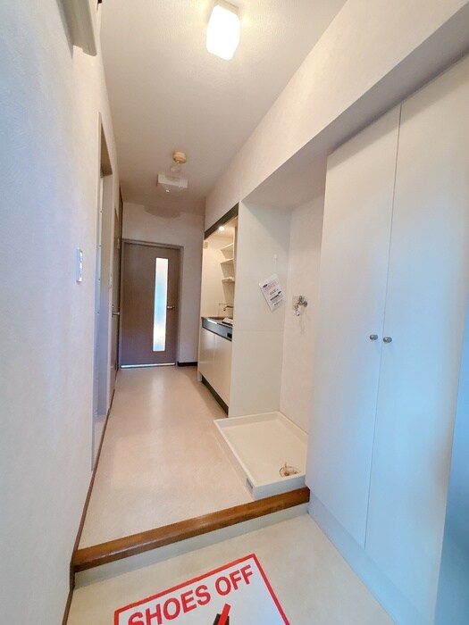 物件内観写真15　(廊下)