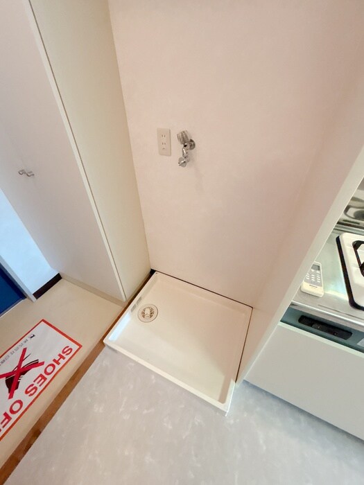 物件内観写真17　(洗濯機置場)