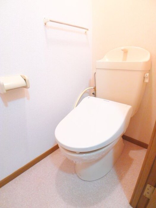 物件内観写真12　(トイレ)