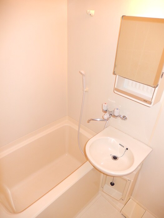 物件内観写真13　(バス／シャワールーム等)