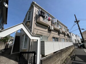 ム－ンシャトル荻窪外観写真