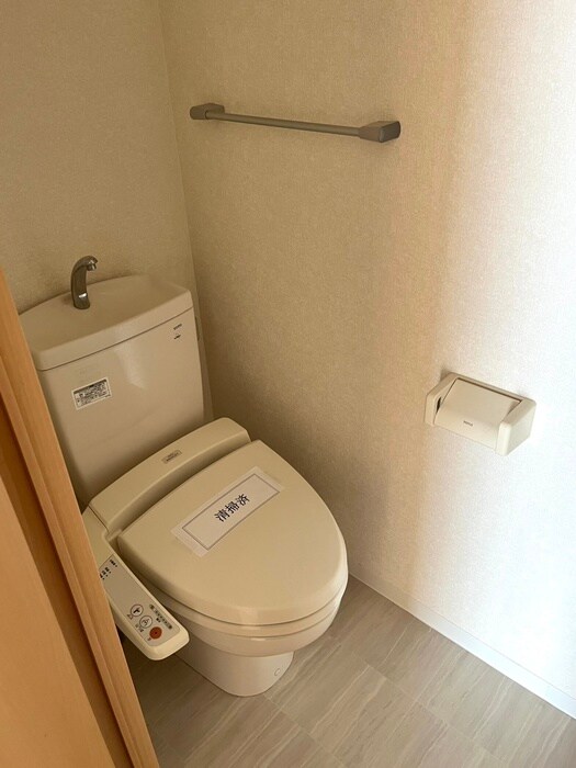 物件内観写真15　(トイレ)