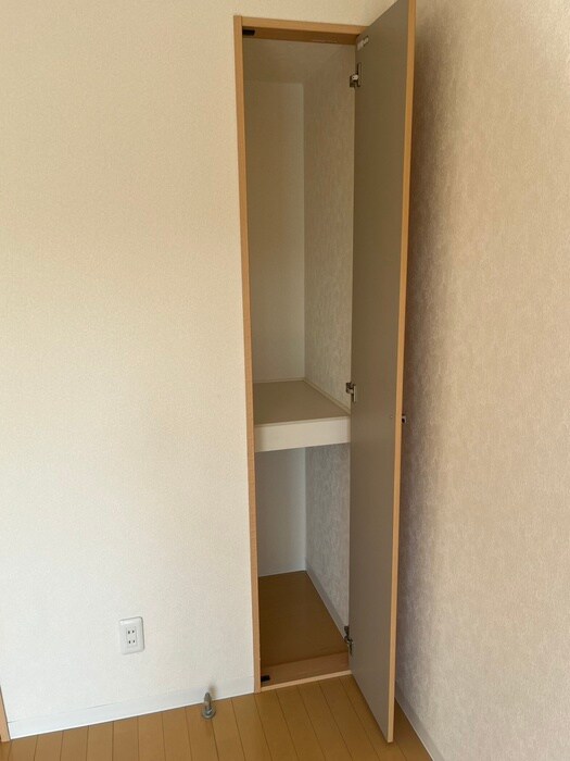 物件内観写真22　(収納)