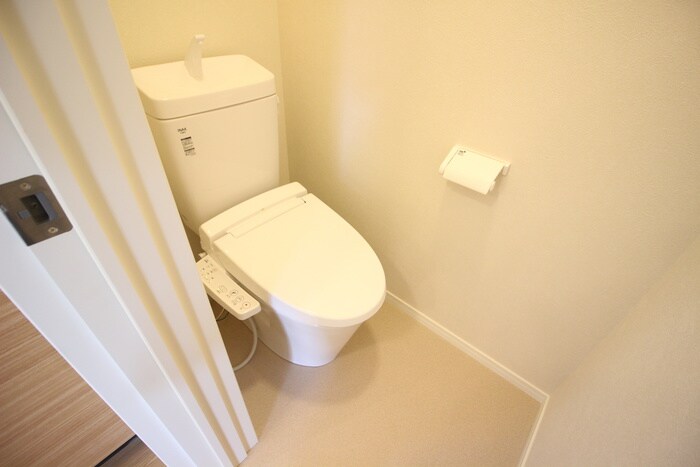 物件内観写真10　(トイレ)