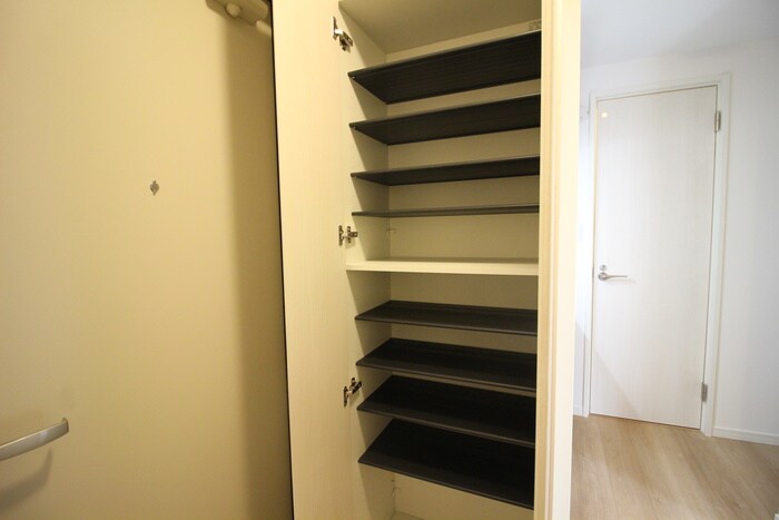 物件内観写真14　(靴箱)