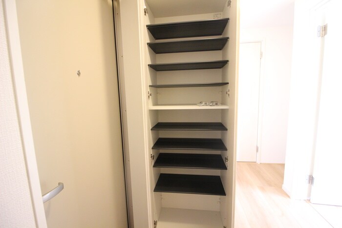 物件内観写真17　(内観写真)