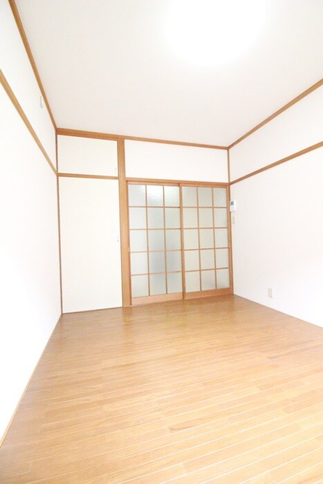 物件内観写真9　(居室)