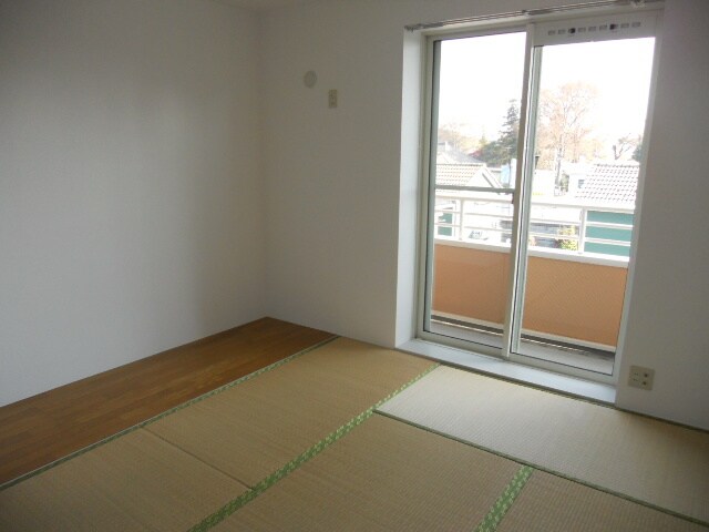 物件内観写真11　(居室)