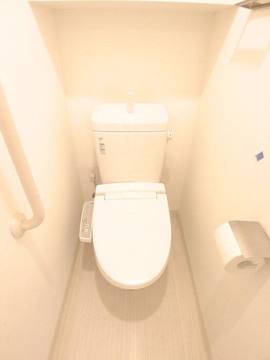 物件内観写真14　(トイレ)