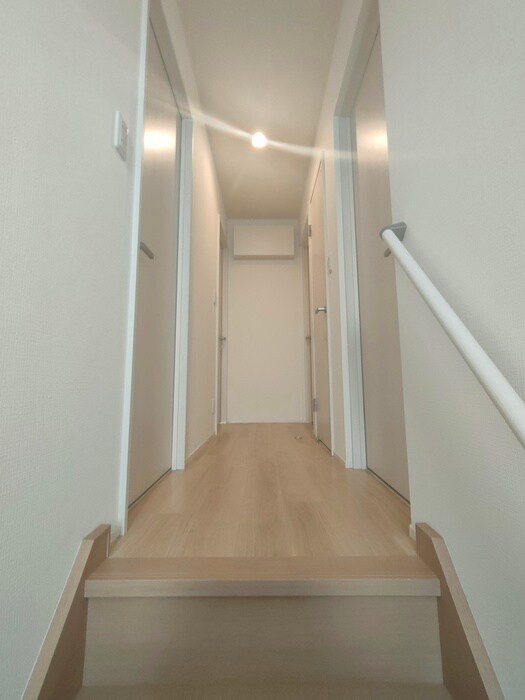 物件内観写真19　(廊下)