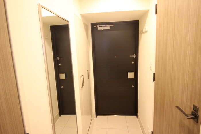 物件内観写真17　(玄関)