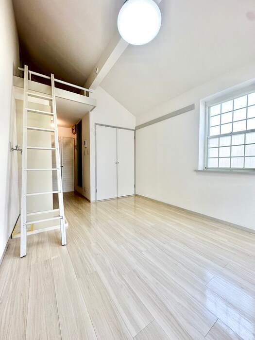 物件内観写真9　(居室)