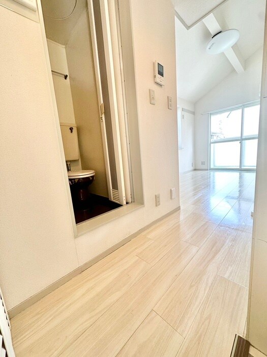 物件内観写真20　(廊下)