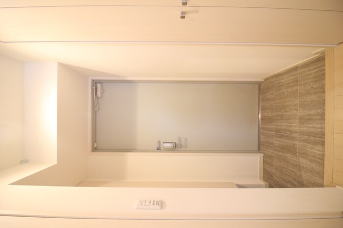 物件内観写真19　(玄関)