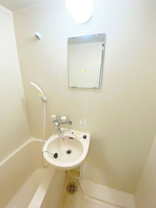 物件内観写真9　(洗面)