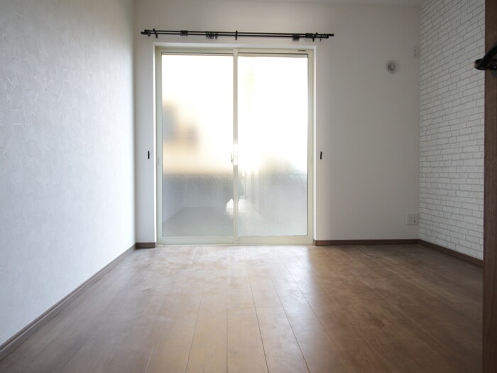 物件内観写真19　(居室)