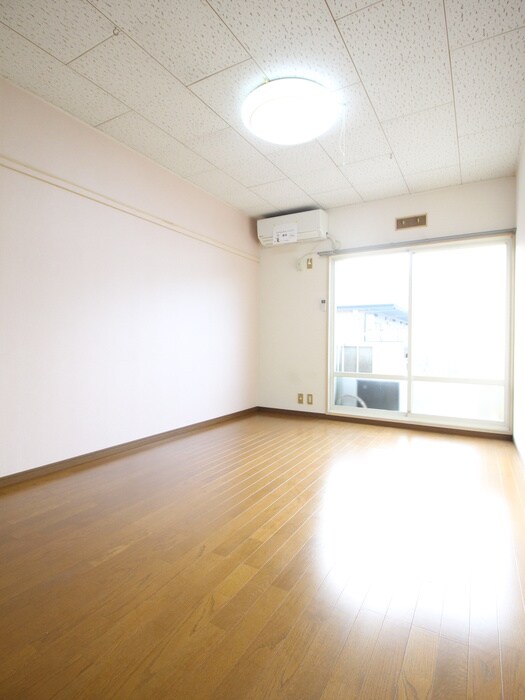 物件内観写真13　(居室)